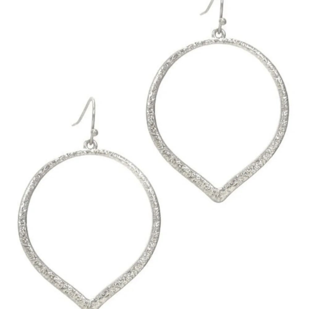 Womens Hoops Silver‎ Lightweight 2 Inch Drop Earrings New